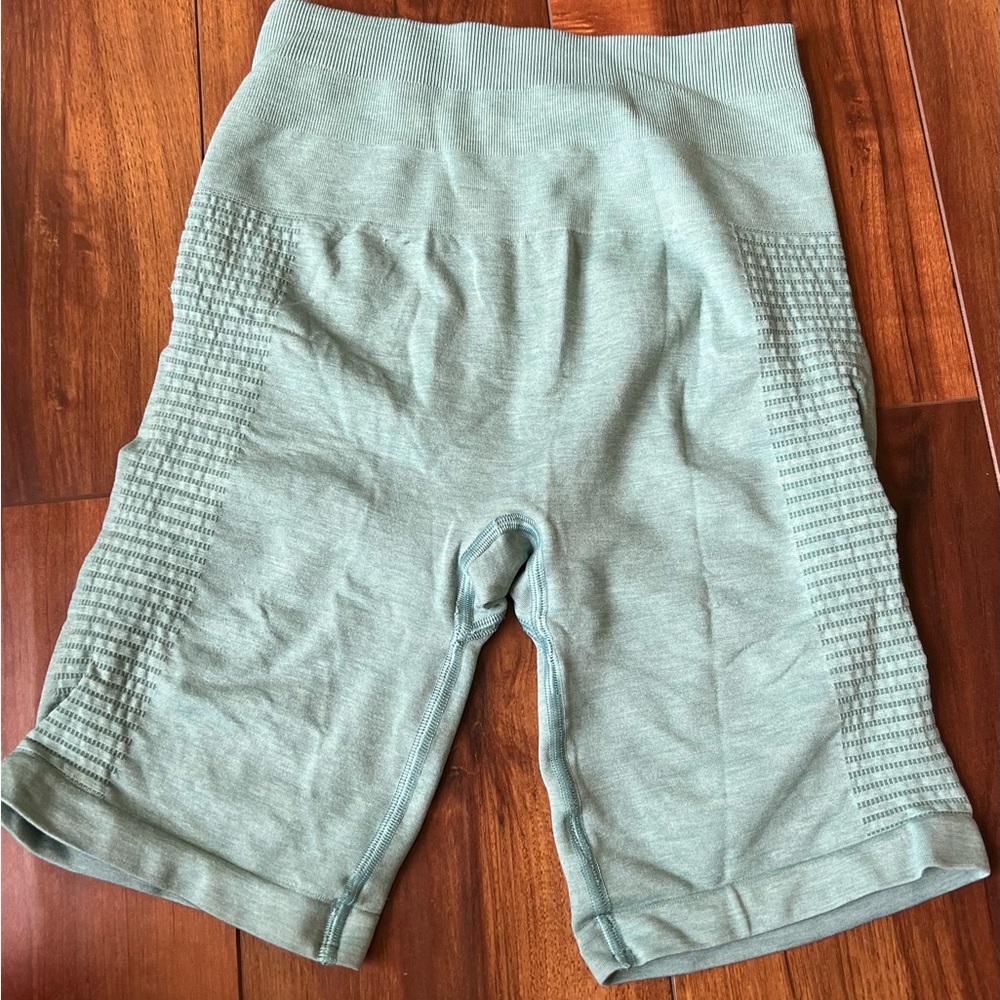 Alphalete shorts